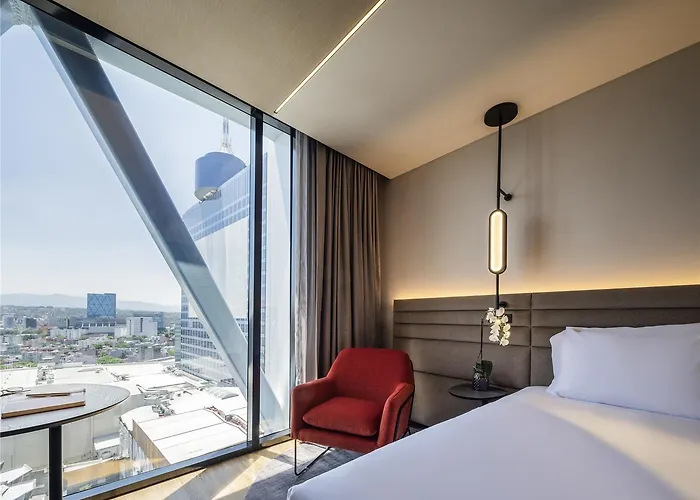 Hotel Novotel World Trade Center *